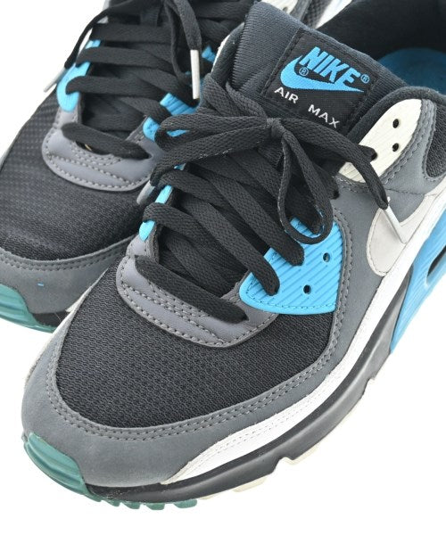 NIKE รองเท้าผ้าใบ