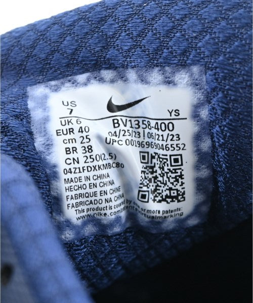 NIKE รองเท้าผ้าใบ