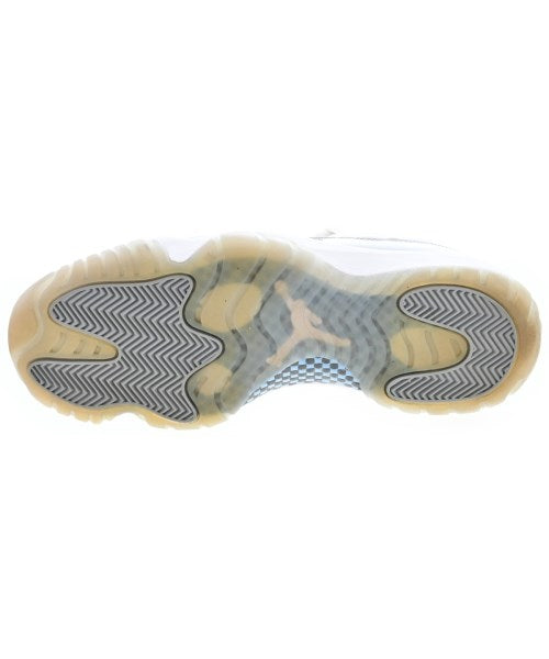 NIKE รองเท้าผ้าใบ