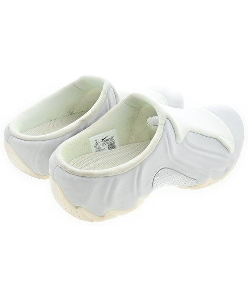 NIKE รองเท้าผ้าใบ