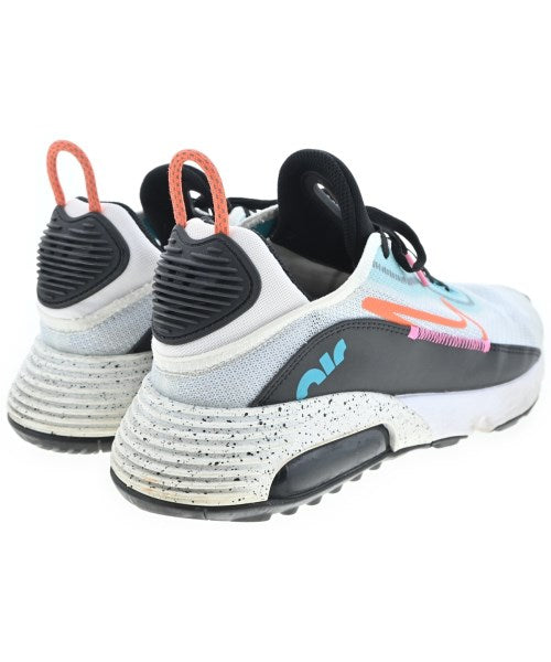 NIKE รองเท้าผ้าใบ