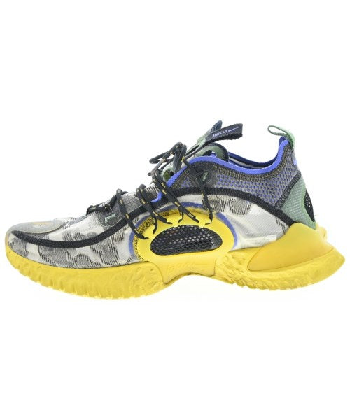 NIKE รองเท้าผ้าใบ