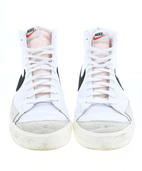 NIKE รองเท้าผ้าใบ