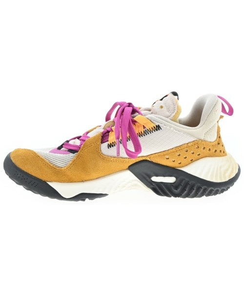 NIKE รองเท้าผ้าใบ