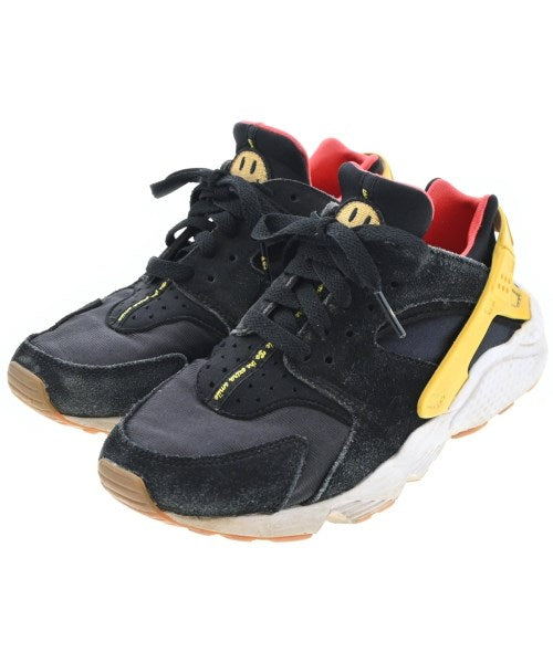 NIKE รองเท้าผ้าใบ