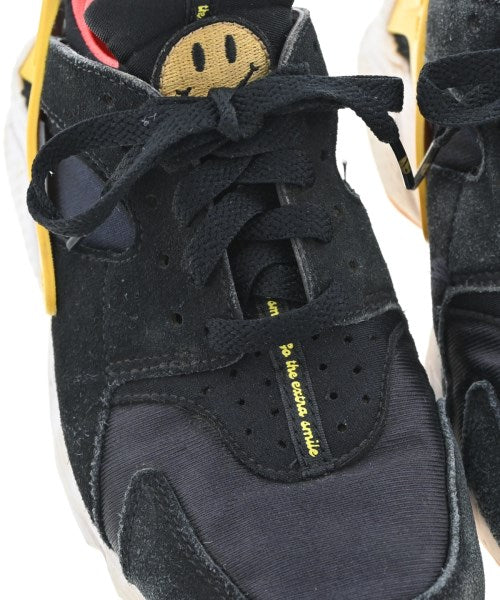 NIKE รองเท้าผ้าใบ