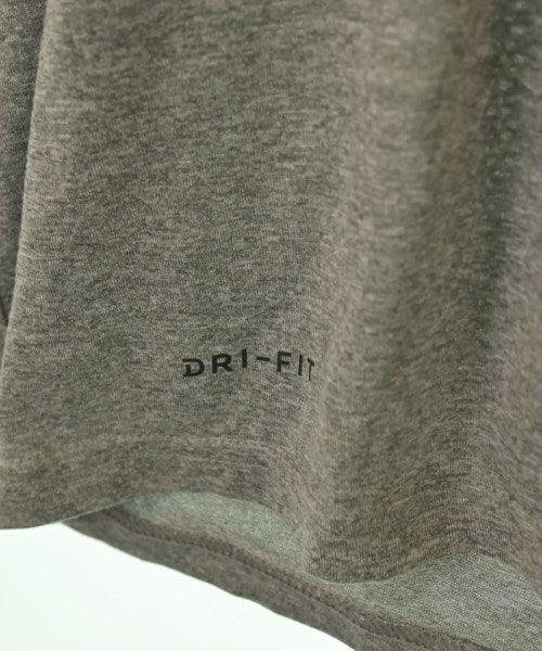 NIKE เสื้อยืด/เสื้อท็อปส์