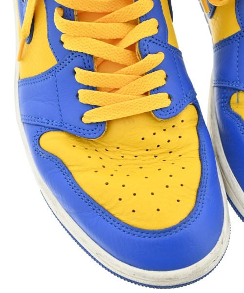 NIKE รองเท้าผ้าใบ