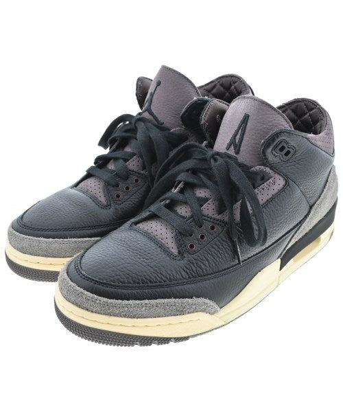 NIKE รองเท้าผ้าใบ