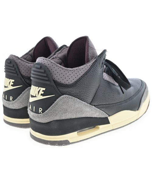 NIKE รองเท้าผ้าใบ