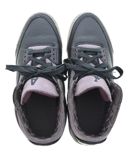 NIKE รองเท้าผ้าใบ