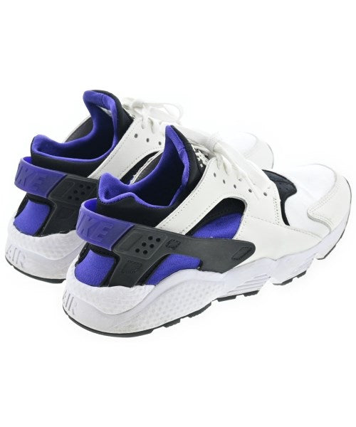 NIKE รองเท้าผ้าใบ