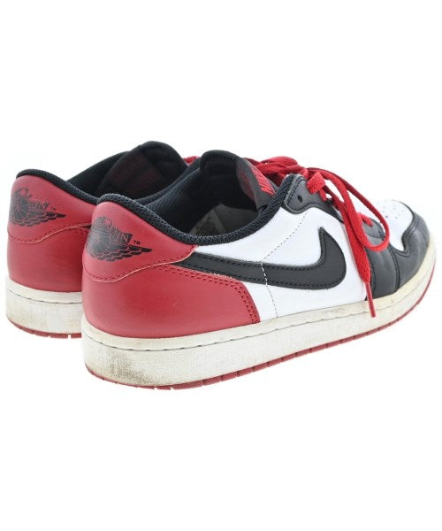 NIKE รองเท้าผ้าใบ