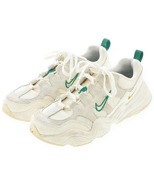 NIKE รองเท้าผ้าใบ