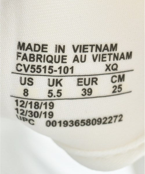 NIKE รองเท้าแตะ