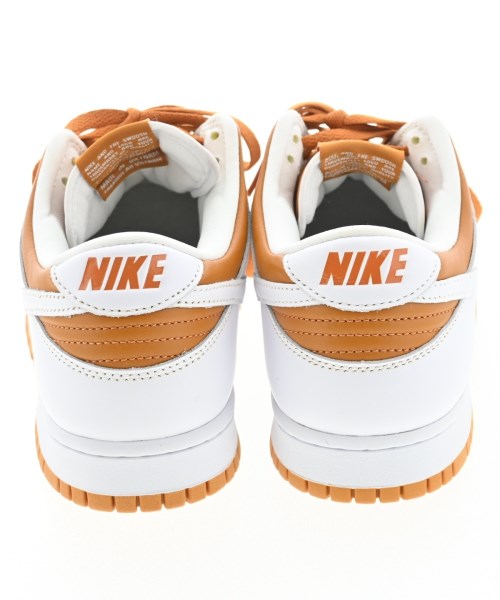 NIKE รองเท้าผ้าใบ