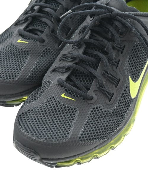 NIKE รองเท้าผ้าใบ