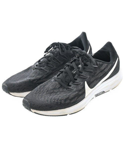 NIKE รองเท้าผ้าใบ