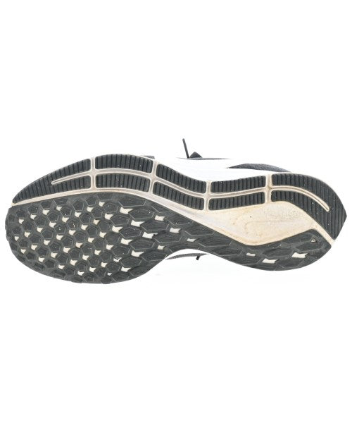 NIKE รองเท้าผ้าใบ