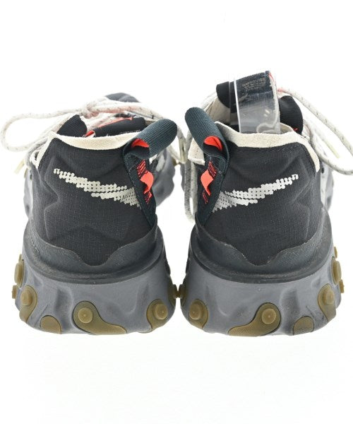 NIKE รองเท้าผ้าใบ