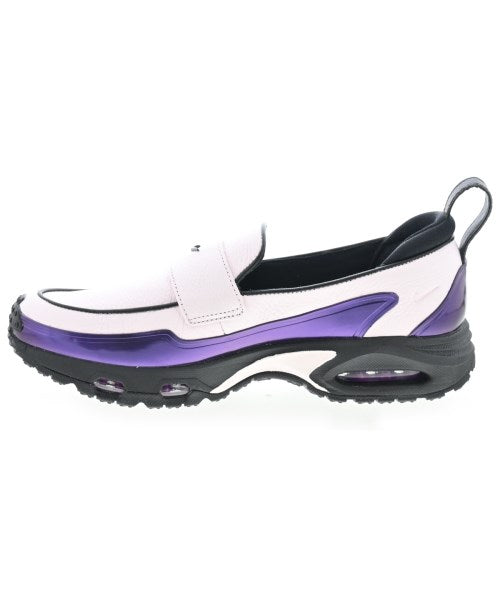 NIKE รองเท้าผ้าใบ