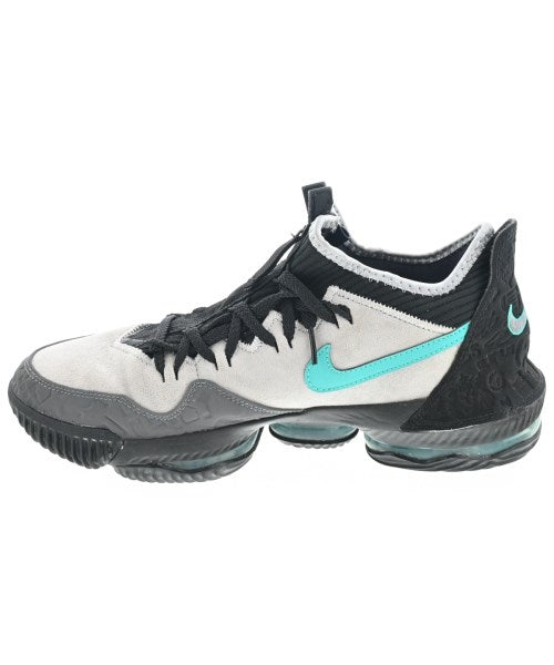 NIKE รองเท้าผ้าใบ