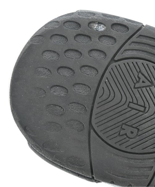 NIKE รองเท้าแตะ