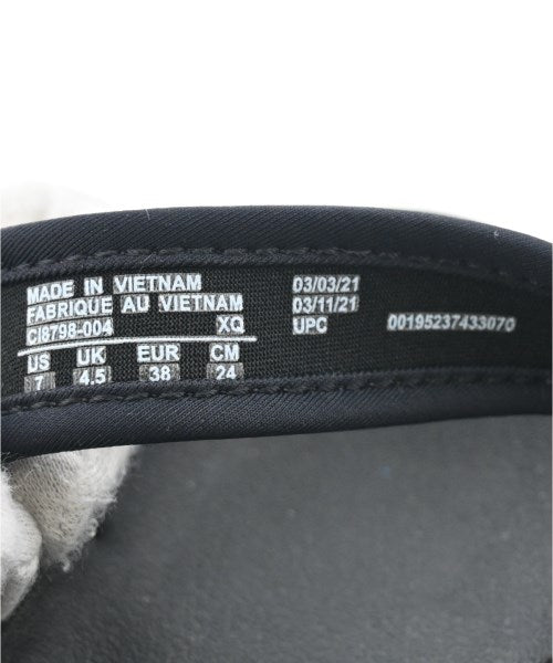 NIKE รองเท้าแตะ