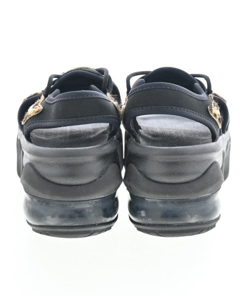 NIKE รองเท้าแตะ