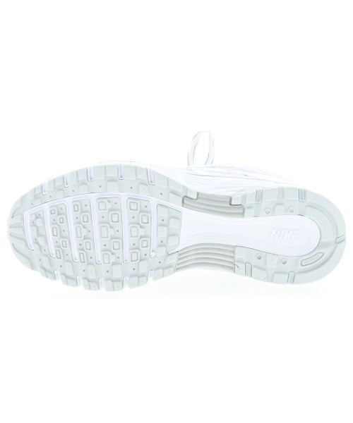 NIKE รองเท้าผ้าใบ