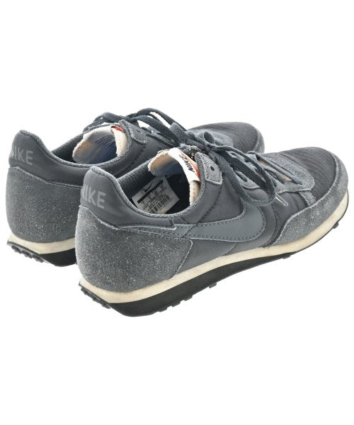 NIKE รองเท้าผ้าใบ