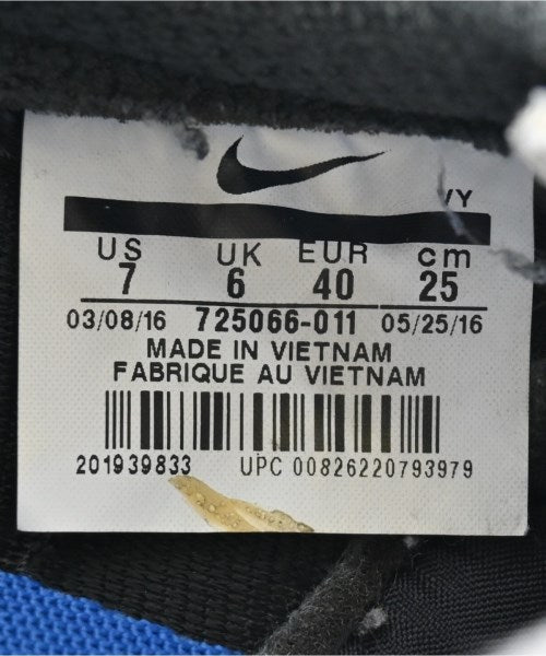 NIKE รองเท้าผ้าใบ