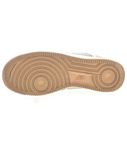 NIKE รองเท้าผ้าใบ