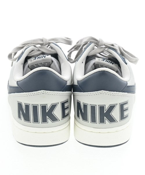 NIKE รองเท้าผ้าใบ