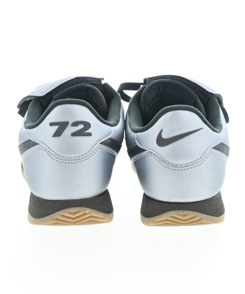 NIKE รองเท้าผ้าใบ