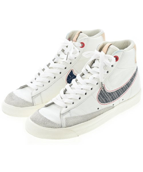 NIKE รองเท้าผ้าใบ