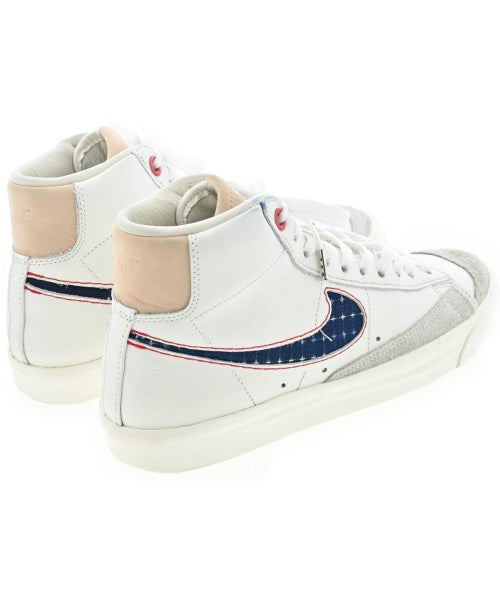 NIKE รองเท้าผ้าใบ