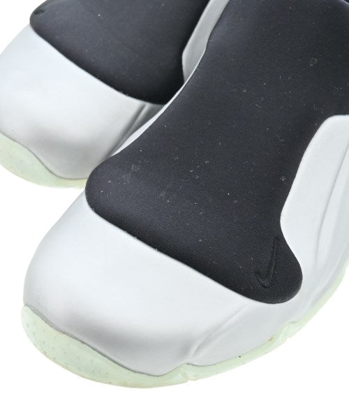 NIKE รองเท้าแตะ