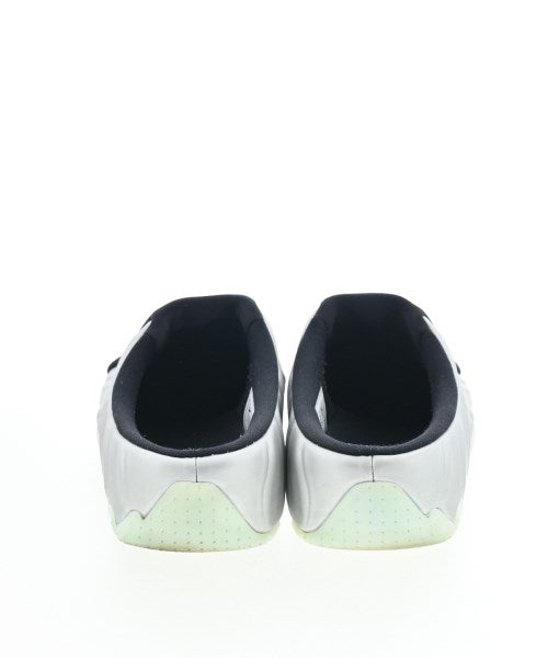 NIKE รองเท้าแตะ