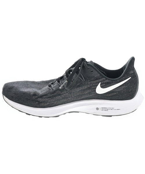 NIKE รองเท้าผ้าใบ