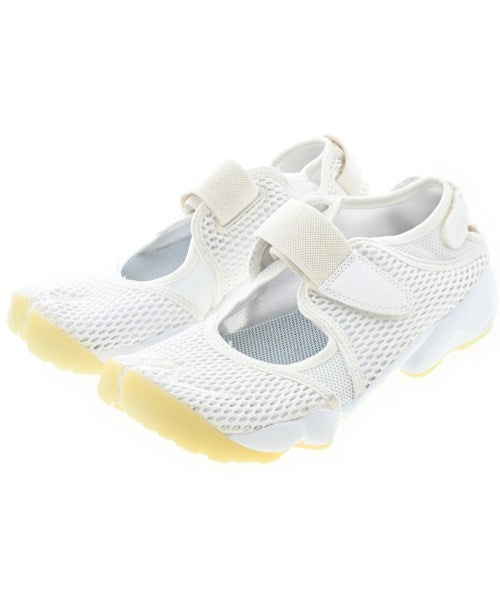 NIKE รองเท้าแตะ