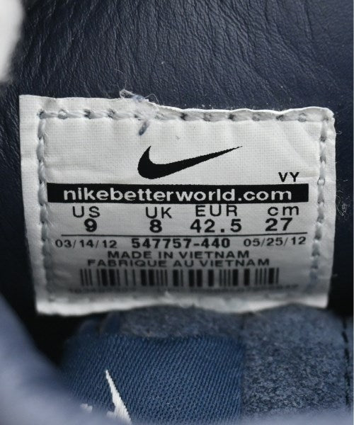 NIKE รองเท้าผ้าใบ
