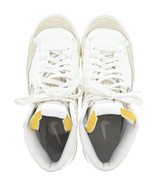 NIKE รองเท้าผ้าใบ