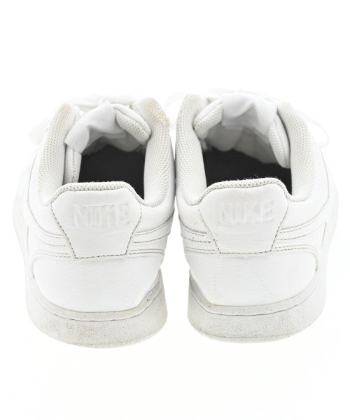 NIKE รองเท้าผ้าใบ