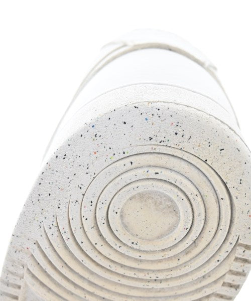 NIKE รองเท้าผ้าใบ