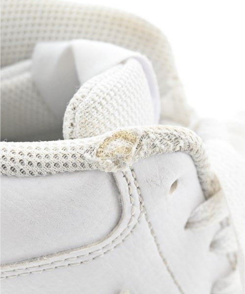 NIKE รองเท้าผ้าใบ