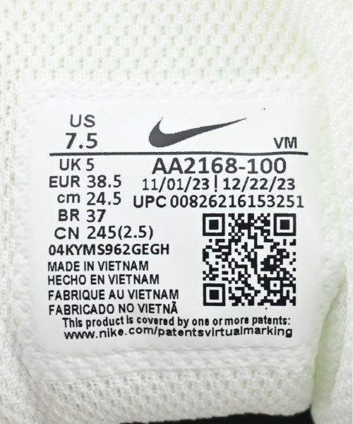 NIKE รองเท้าผ้าใบ