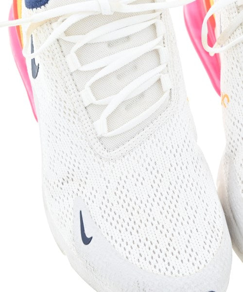 NIKE รองเท้าผ้าใบ