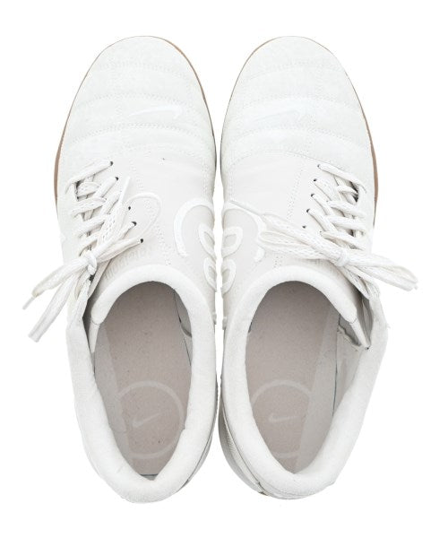 NIKE รองเท้าผ้าใบ