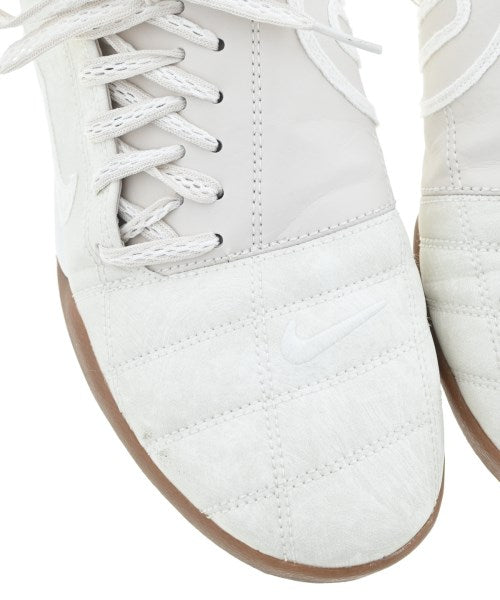 NIKE รองเท้าผ้าใบ